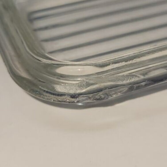 Vintage Pyrex Red & Blue Refrigerator Pair With Lids 501 B  and 501 - Picture 3 of 9